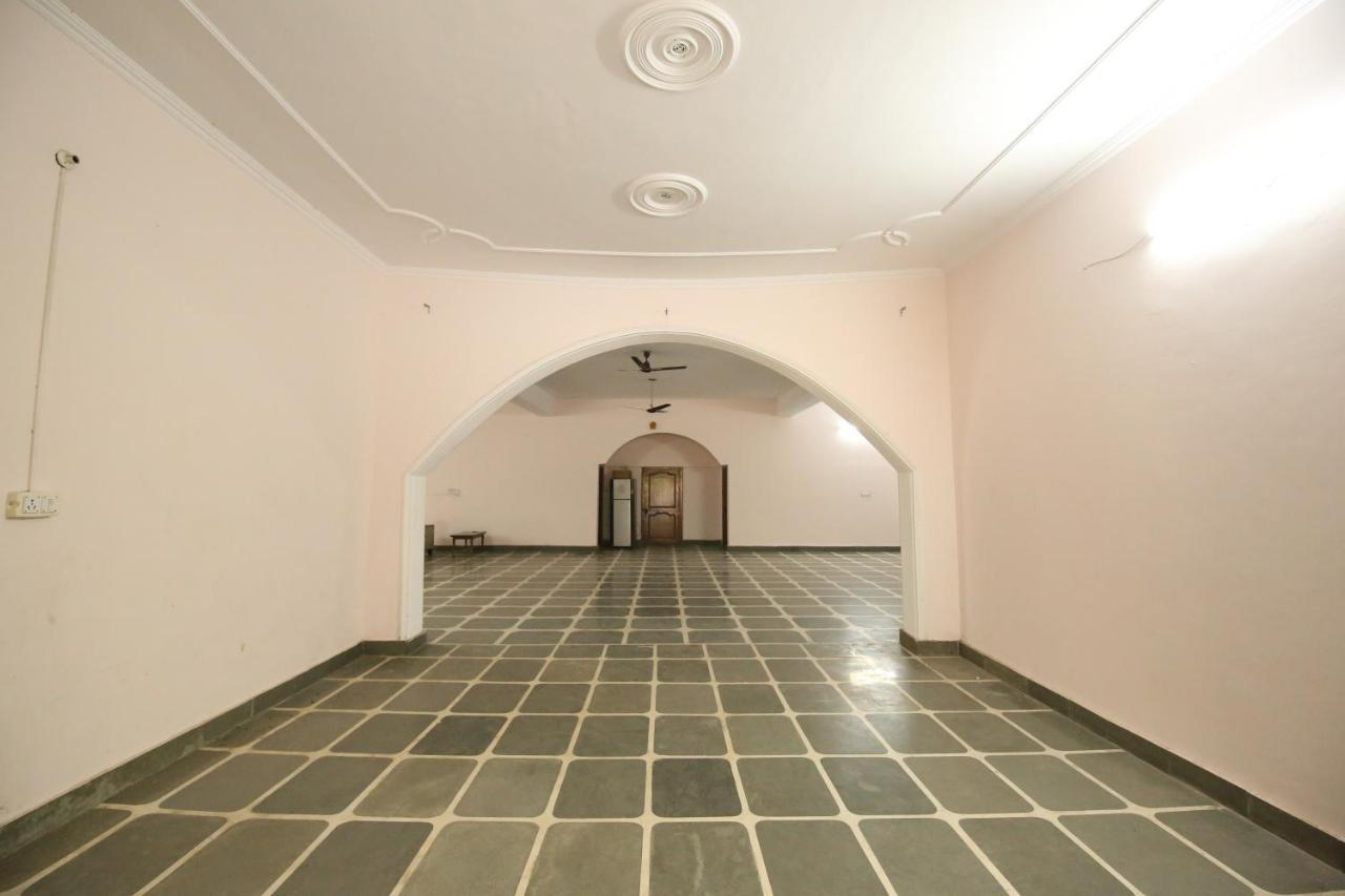The Karnal Resort Esterno foto